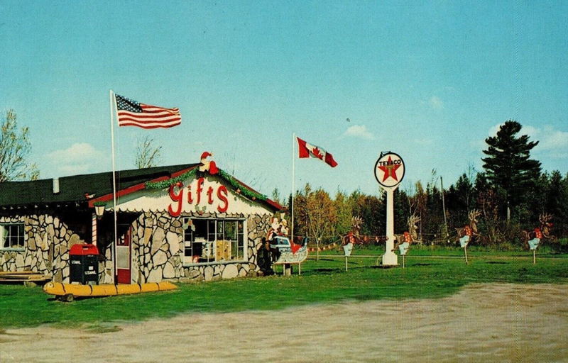 Christmas - Vintage Postcard (newer photo)